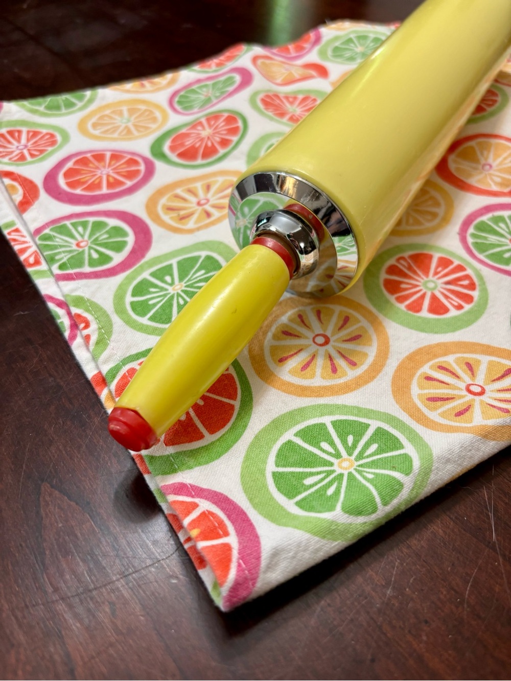 VTG 1950’s Yellow Melamine Rolling Pin with Red and Chrome Detailing MCM kitchen